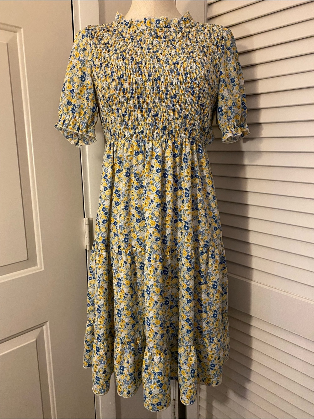 SHEIN Yellow Floral Smocked Midi Dress with Blue Accents- Size Large